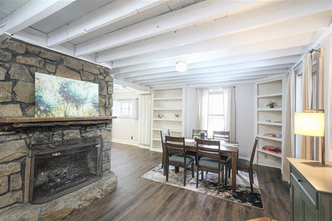 Building Photo - 46 Faulkner Rd