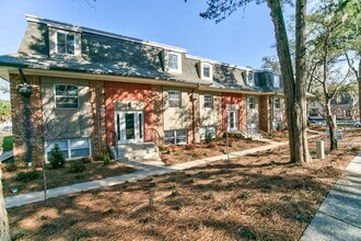 Building Photo - 409 N Gadsden St
