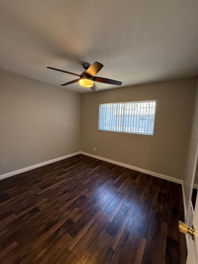 Foto del edificio - Beautiful 2 Bedroom 1 Bath home in well desired El Cajon neighborhood