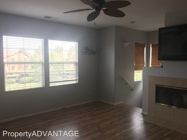 Building Photo - 4442 Brisbane Way