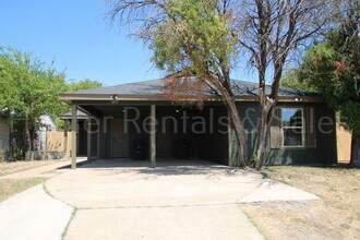Building Photo - 1809 Elkins Ave
