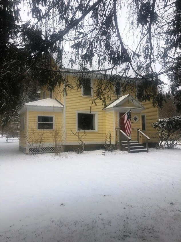 Foto principal - 2.00 bedroom in Hartwick NY 13326