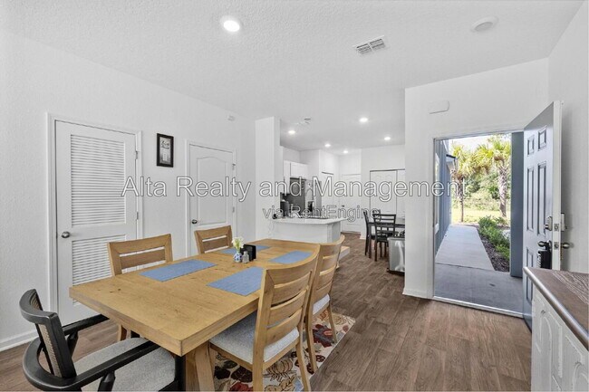 Foto del edificio - 9139 Stony Brk Rd