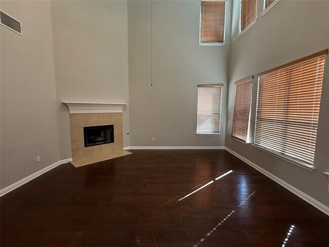 Foto del edificio - 3721 Gentle Winds Ln