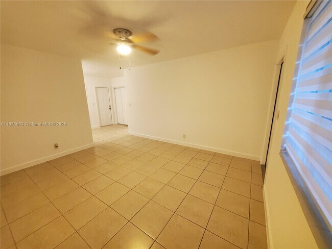 Foto del edificio - 26 SE 3rd Terrace