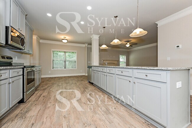 Foto del edificio - Beautiful 4BR 3.5BA Home for You!