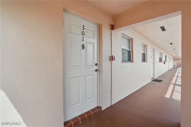 Foto del edificio - 170 Turtle Lake Ct