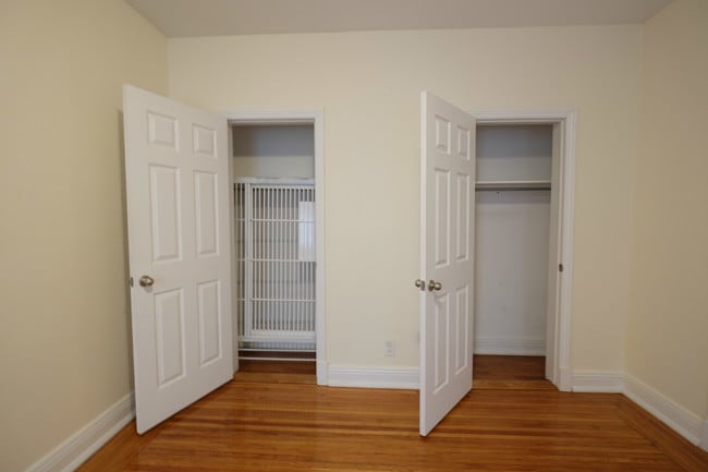 Building Photo - 620 W 149th St