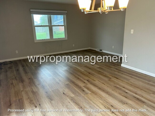 Foto del edificio - 2518-2520 Dean Road