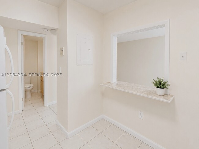 Building Photo - 250 180th Dr