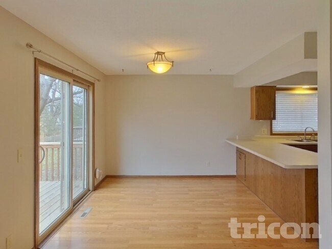 Foto del edificio - 4905 Independence St