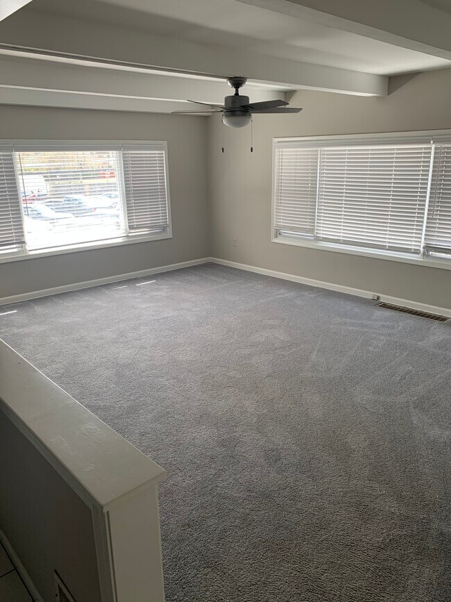 LIVING SPACE - 612 W Lake St