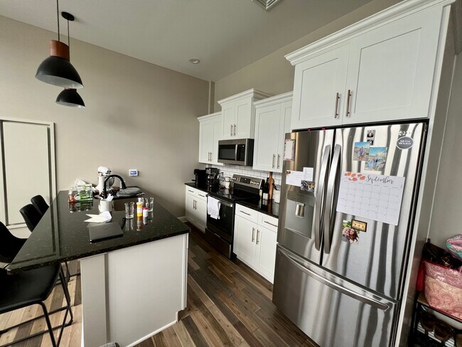 Foto del edificio - 409 Lackawanna Ave