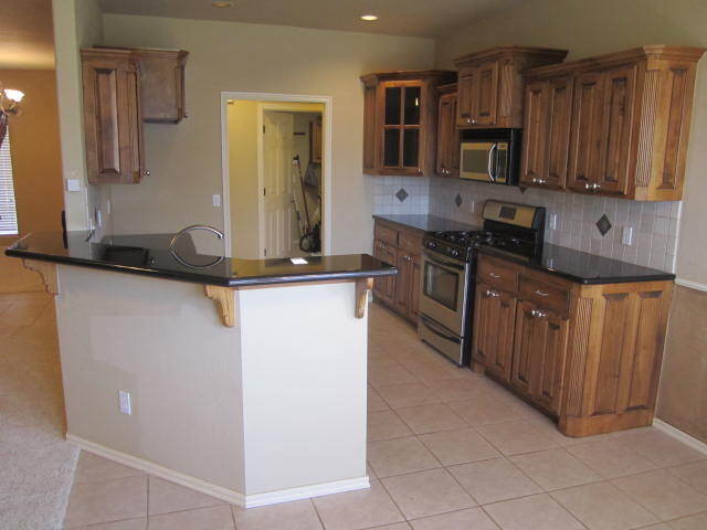 Building Photo - 2620 SE 5th St