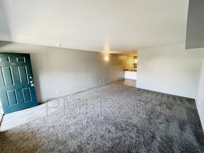 Building Photo - 160 Park St