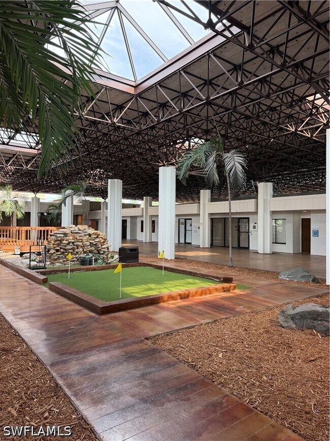 Foto del edificio - 1624 Pine Valley Dr