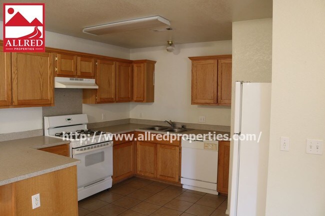 Building Photo - Elkins Duplex for Rent