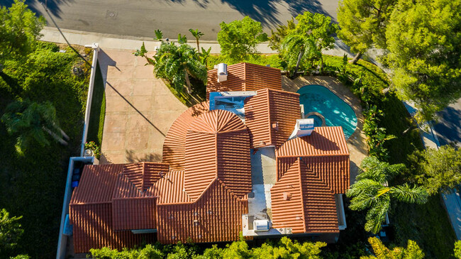 Foto del edificio - 24935 Bella Vista Dr