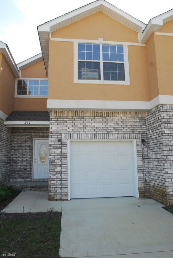 Primary Photo - 3 br, 2.5 bath Townhome - 3491 Riverbend Cv