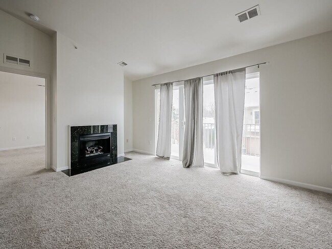 Foto del edificio - AVAILABLE NOW! Charming 2-Bed Home in the Heart of Wixom