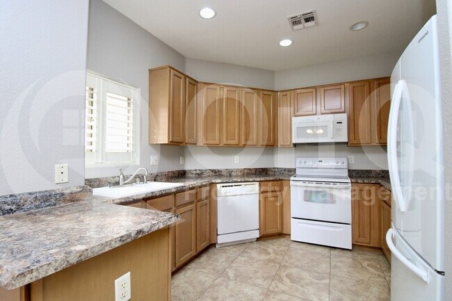 Foto del edificio - 8800 N 107th Ave