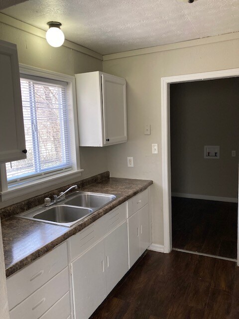 Foto del edificio - 3531 N Butler Ave