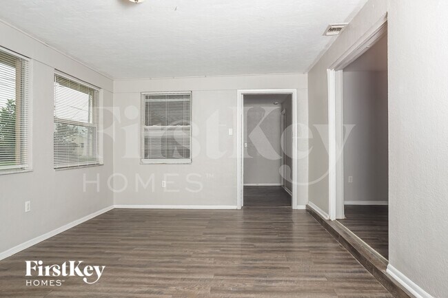 Foto del edificio - 3567 Harbor Blvd
