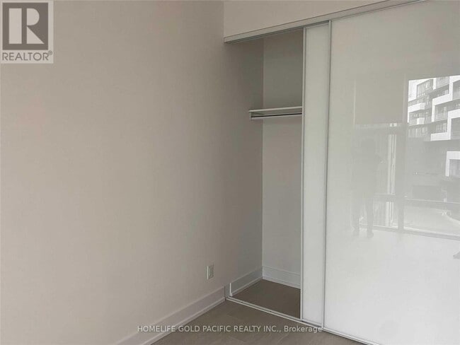 Building Photo - 25-525 Adra Grado Way