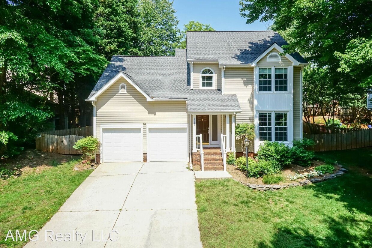 3 br, 2.5 bath House 3303 Van Allen Circle House Rental in