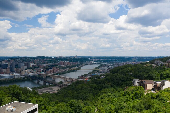 Foto del edificio - 13 Greenbush St