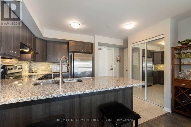 Building Photo - 1045 Nadalin Heights