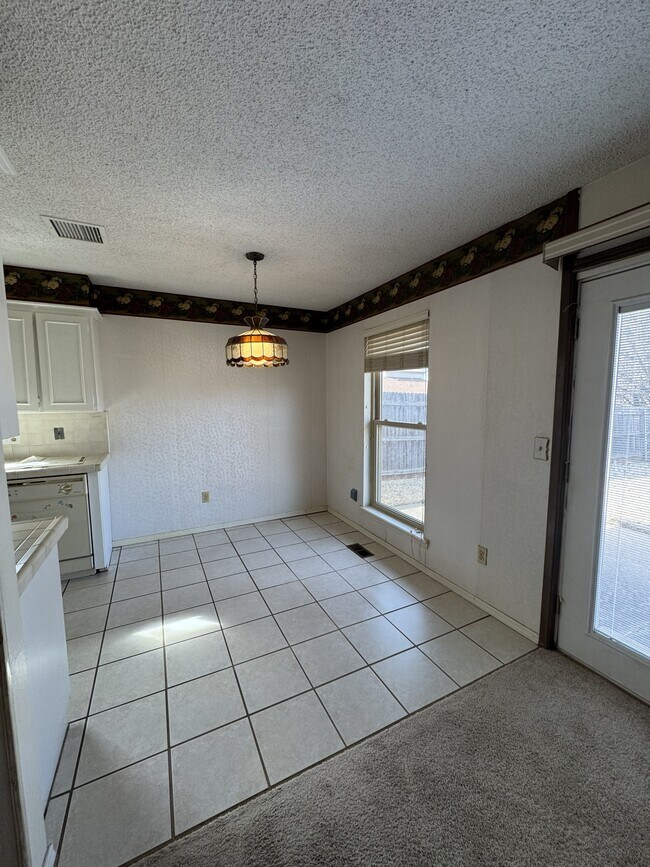 Foto del edificio - 841 NW 115th St