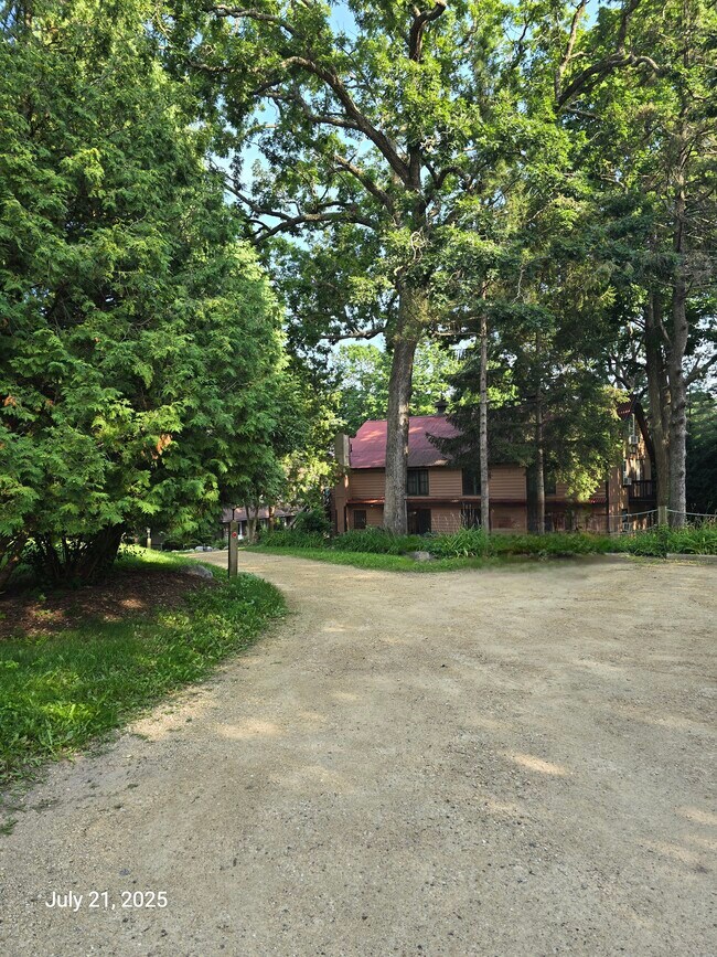 Foto del edificio - W4019 Oakwood Dr