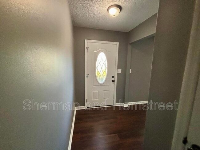 Foto del edificio - 2714 Fair Oak Ct