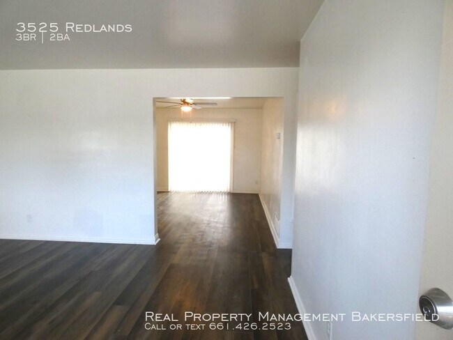 Building Photo - 3525 Redlands Dr - Zero Deposit, Ask us how!