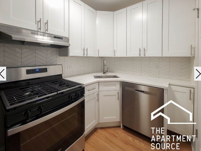 Foto del edificio - 1606 W Sunnyside Ave