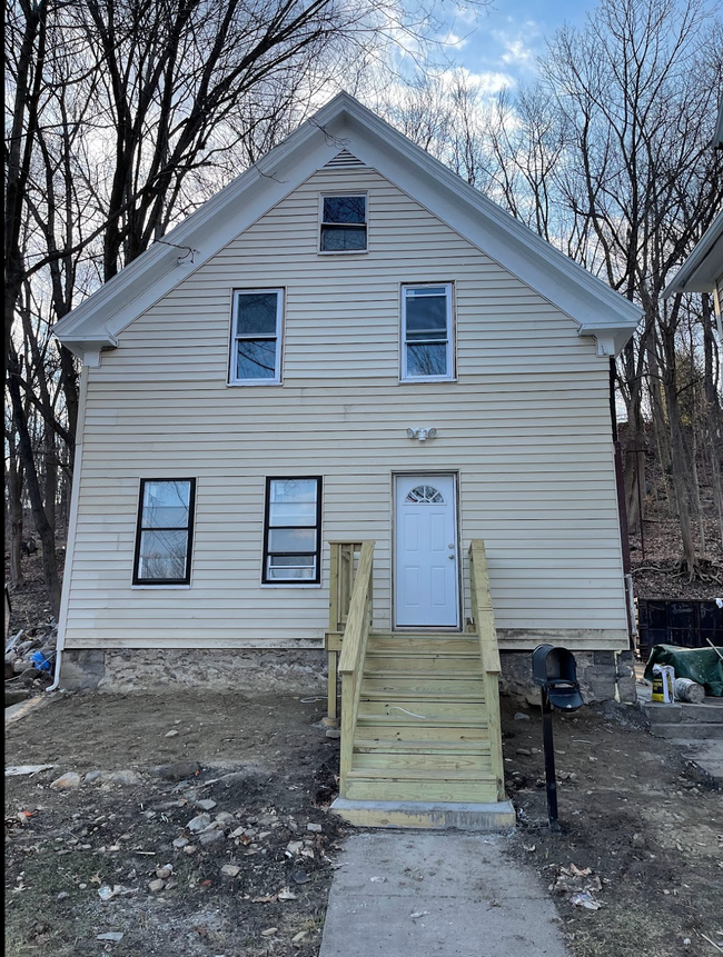 Front of house - 54 N Main St