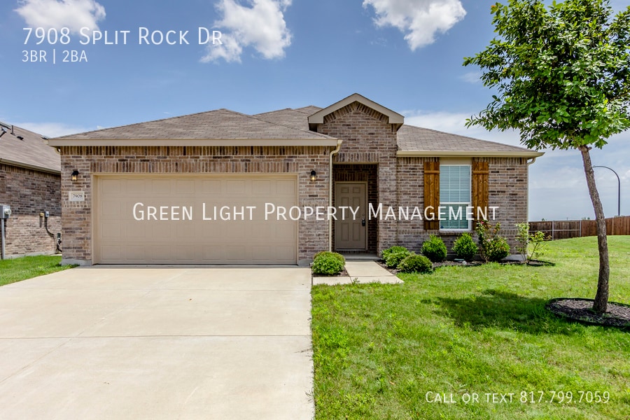 Foto principal - 7908 Split Rock Dr
