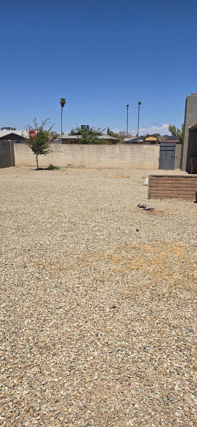 Building Photo - 3253 W Country Gables Dr