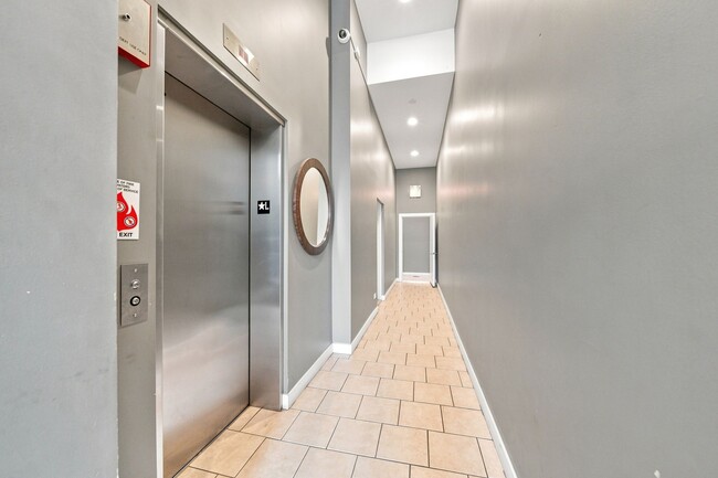Boutique Elevator Building - 815 N Ashland Ave