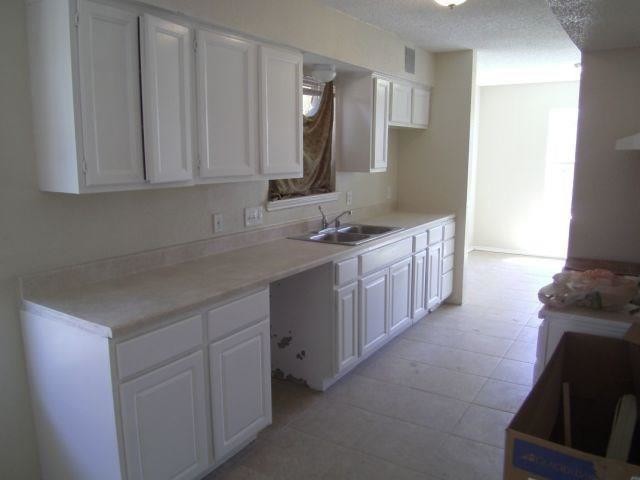 Foto del edificio - 7050 Inwood Park Dr