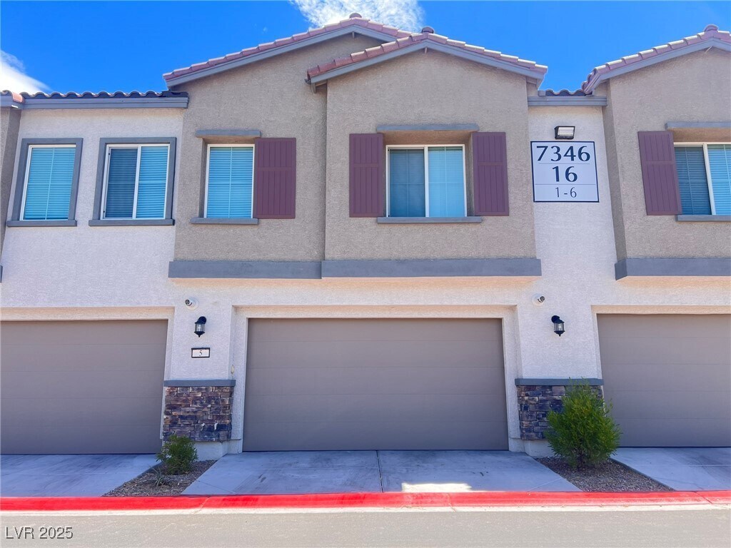 Foto principal - 7346 N Decatur Blvd