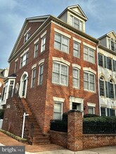 Building Photo - 1607 Seneca Ave