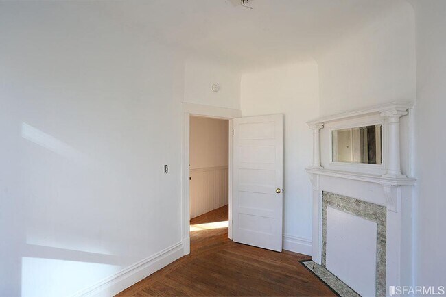 Building Photo - 55 McCoppin St