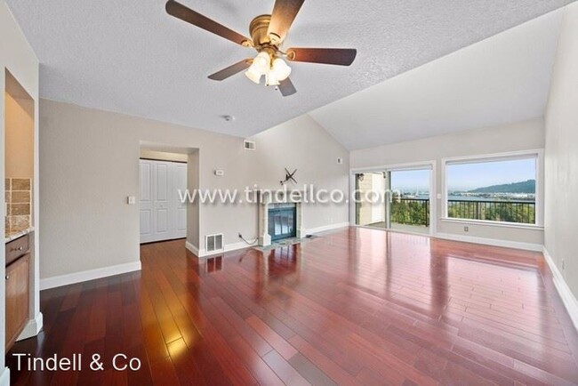 Building Photo - 2 br, 1 bath House - 7517 N Edgewater Ave