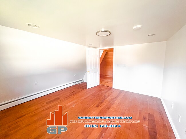 Foto del edificio - 175 Palmer Ct