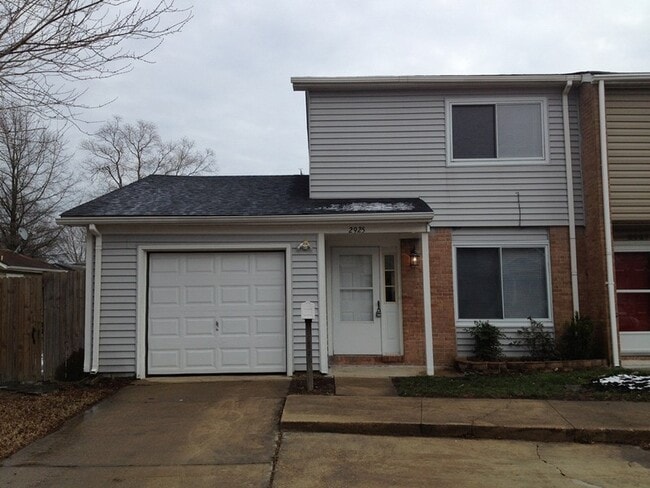 3 Bedroom End Unit Townhome in Virginia Beach - 3 Bedroom End Unit Townhome in Virginia Beach