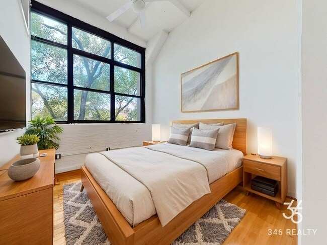 Photo - Seigel Street Apartment