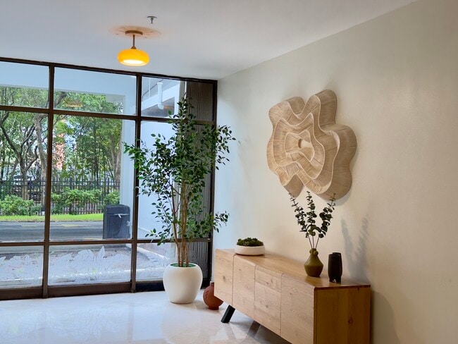 Foto del edificio - 2780 NE 183rd St