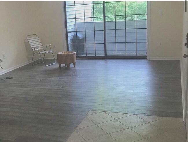 spacious/sunny living room - 1649 Carriage House Ter